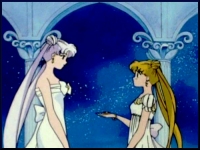 Queen Selenity gives Princess Serenity the moon locket